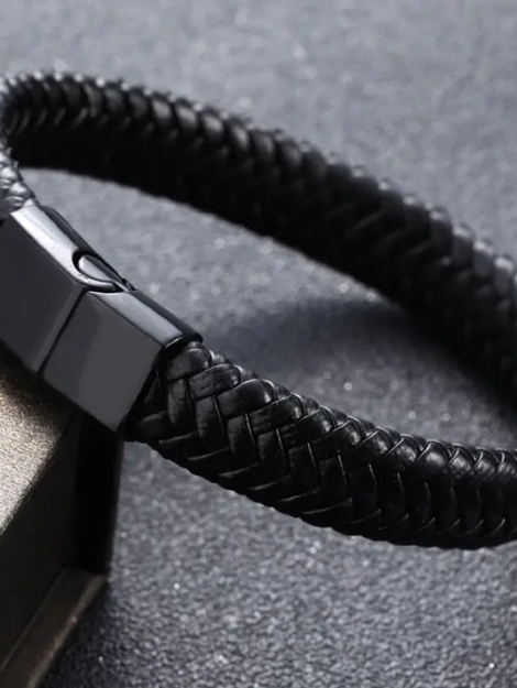 sg-11134201-22120-hof2whsve3kv95